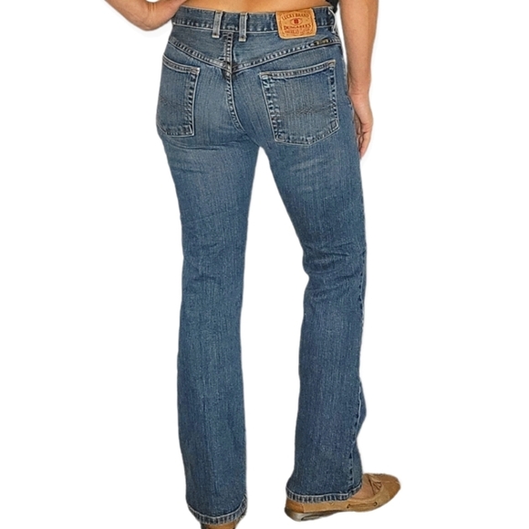 Lucky Brand Button Fly Dungarees 4/27 Whiskered Blue Wash Mid-rise Bootcut - Picture 2 of 5